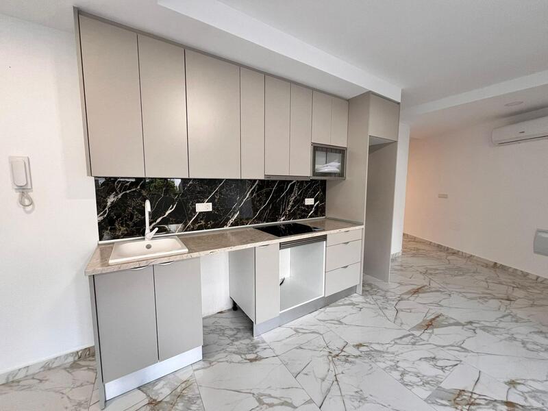 1 slaapkamer Appartement Te koop