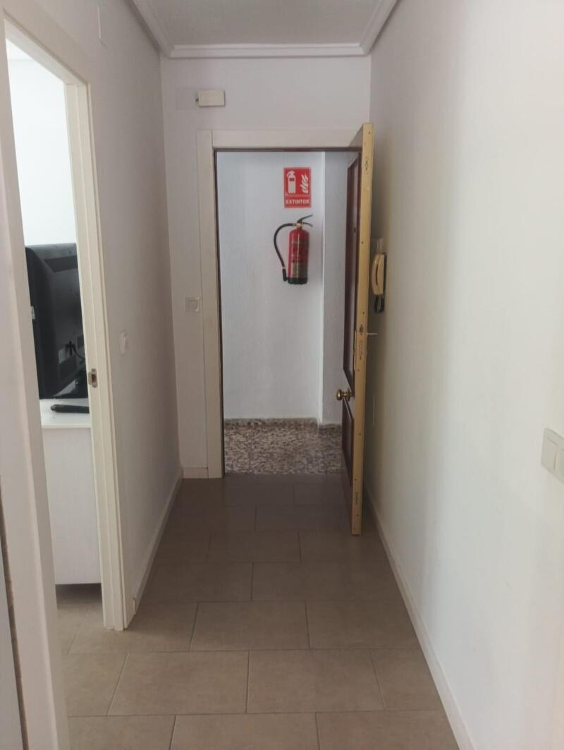 3 спальная комната квартира продается