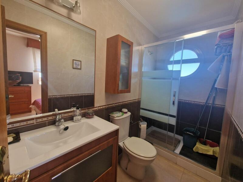 3 bedroom Apartment for sale