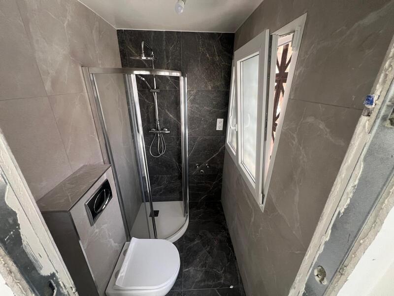 4 slaapkamer Appartement Te koop