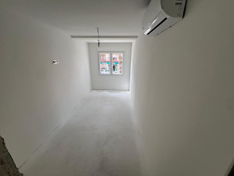 4 slaapkamer Appartement Te koop