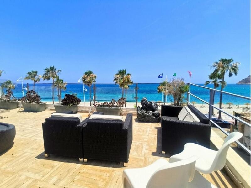 Villa en venta en Albir, Alicante