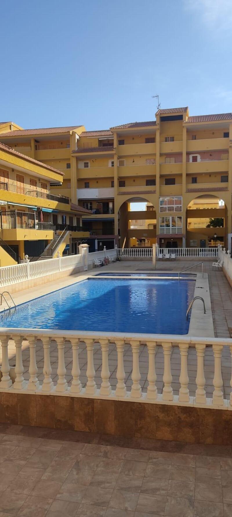 Adosado en venta en Torrevieja, Alicante