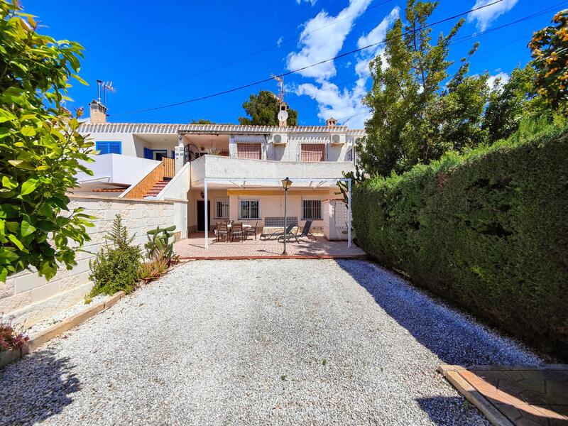 Villa en venta en Orihuela Costa, Alicante