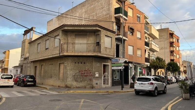 Gezinswoning Te koop in Catral, Alicante