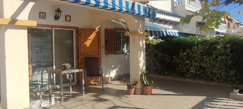 Radhus till salu i Torrevieja, Alicante
