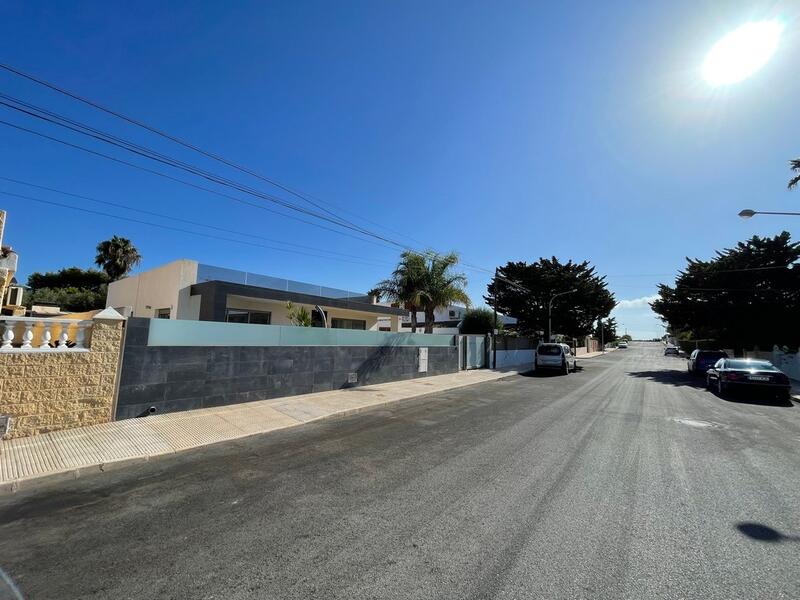 6 Cuarto Villa en venta