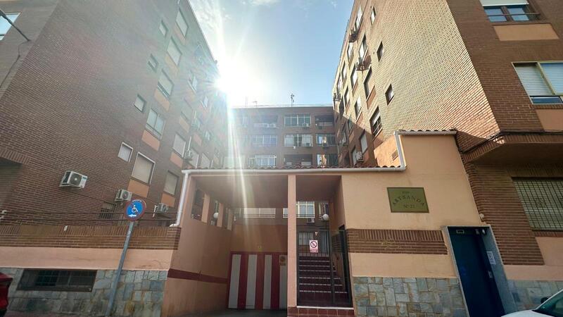 1 slaapkamer Appartement Te koop