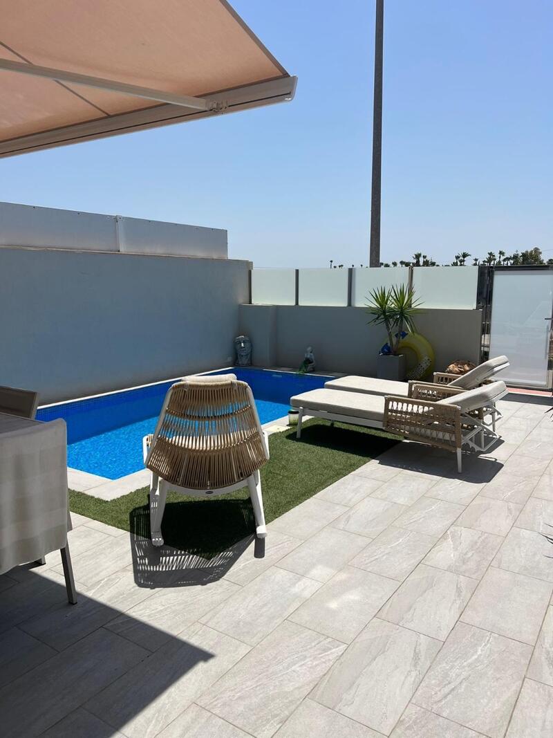 3 slaapkamer Villa Te koop