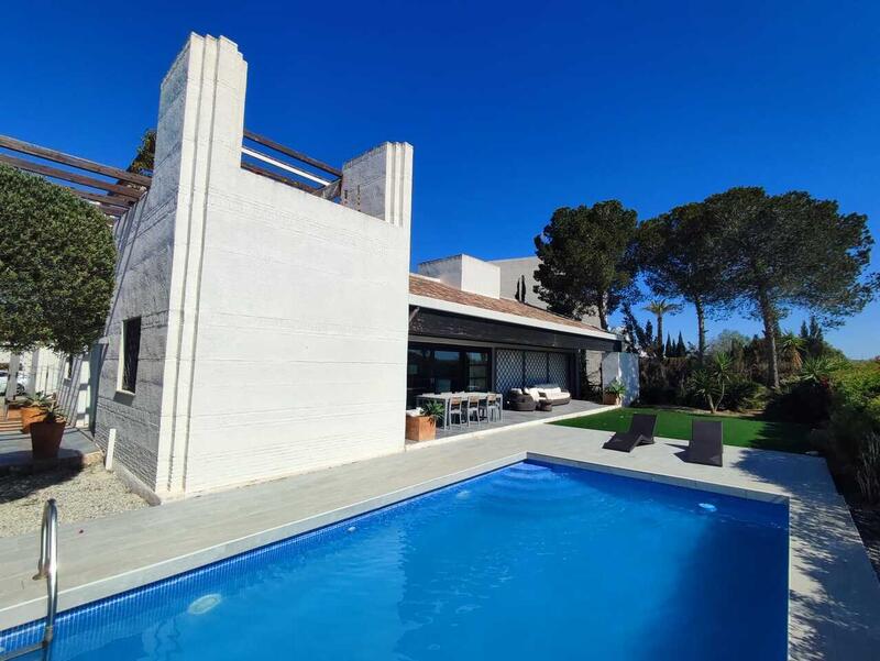 3 slaapkamer Villa Te koop