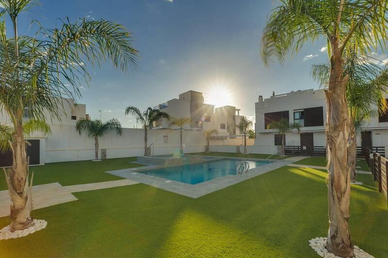 3 bedroom Apartment for sale