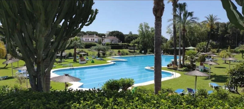 Lägenhet till salu i Benamara, Málaga
