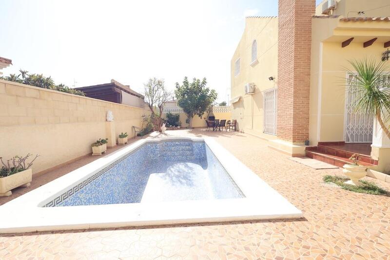 4 chambre Villa à vendre