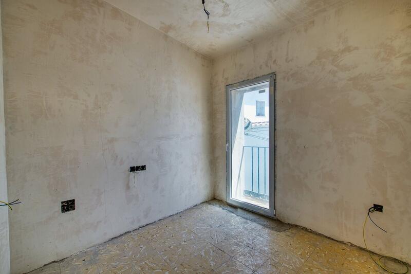 4 Schlafzimmer Stadthaus zu verkaufen
