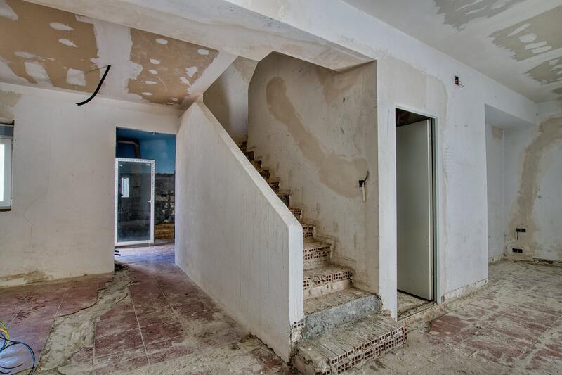 4 Schlafzimmer Stadthaus zu verkaufen