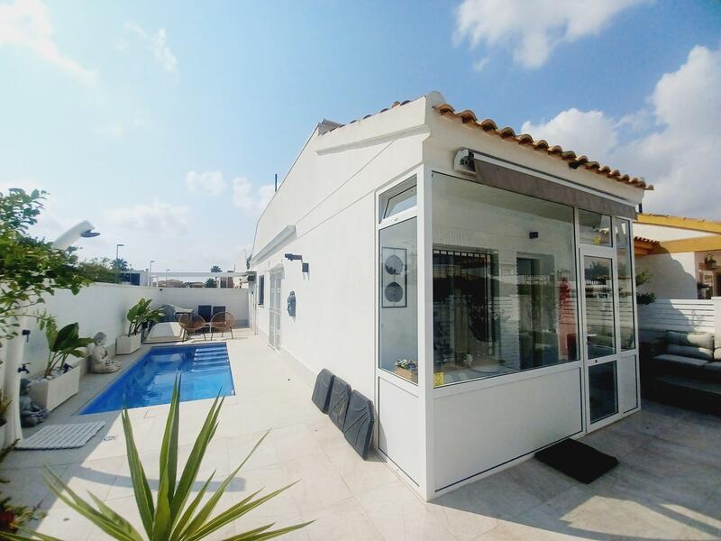 3 bedroom Villa for sale