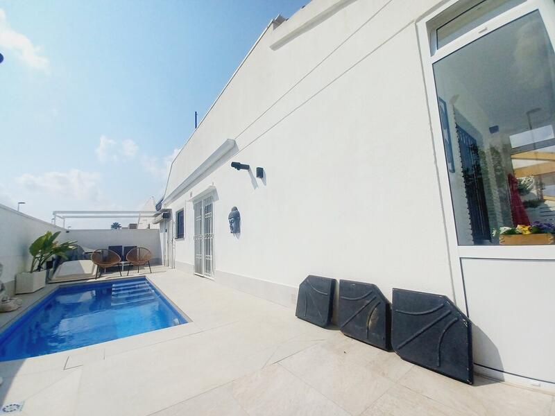 3 bedroom Villa for sale