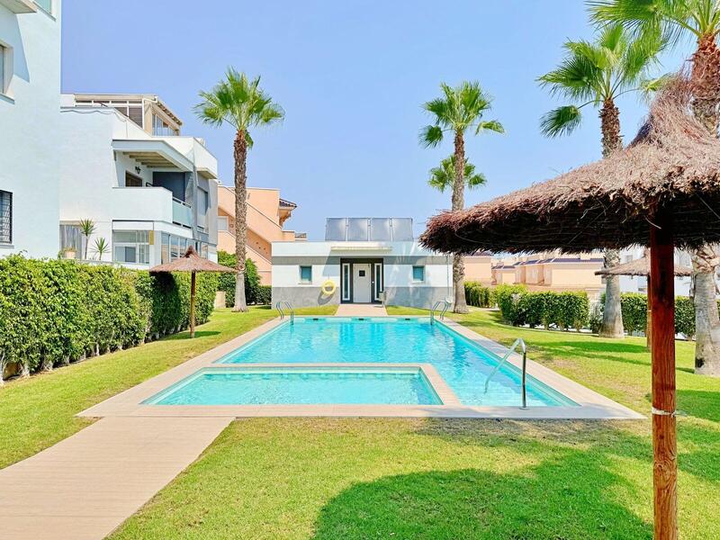 Lägenhet till salu i Torrevieja, Alicante