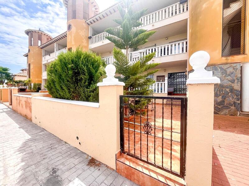 Villa Te koop in Orihuela Costa, Alicante