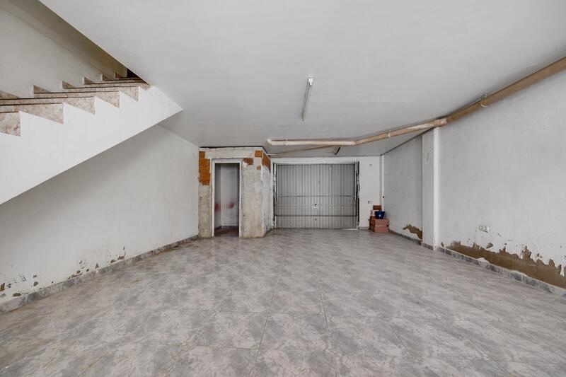 3 bedroom Townhouse for sale