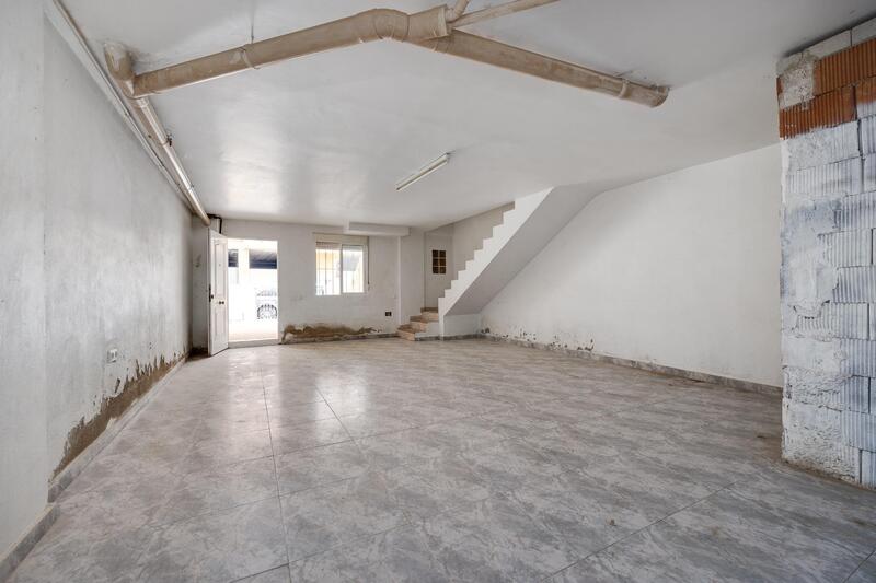3 bedroom Townhouse for sale