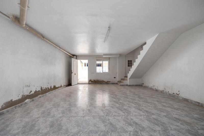 3 bedroom Townhouse for sale