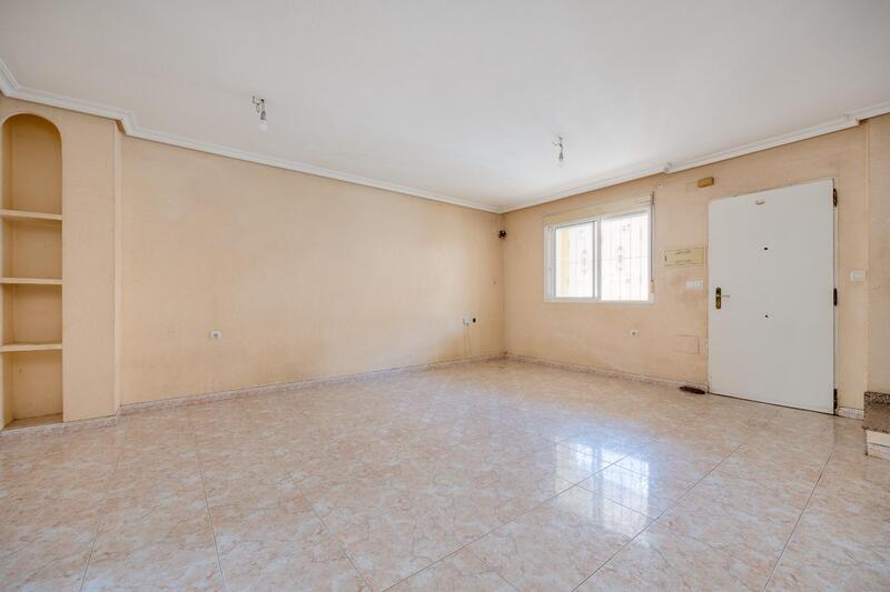 3 bedroom Townhouse for sale