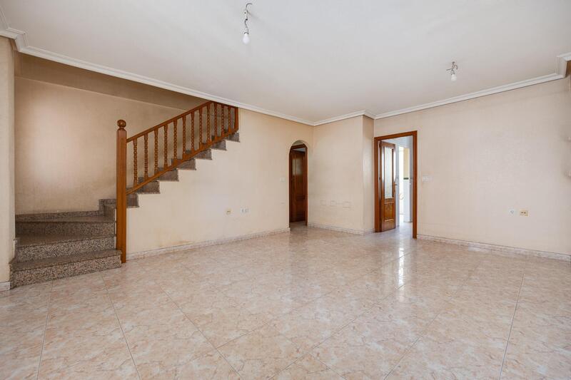 3 bedroom Townhouse for sale