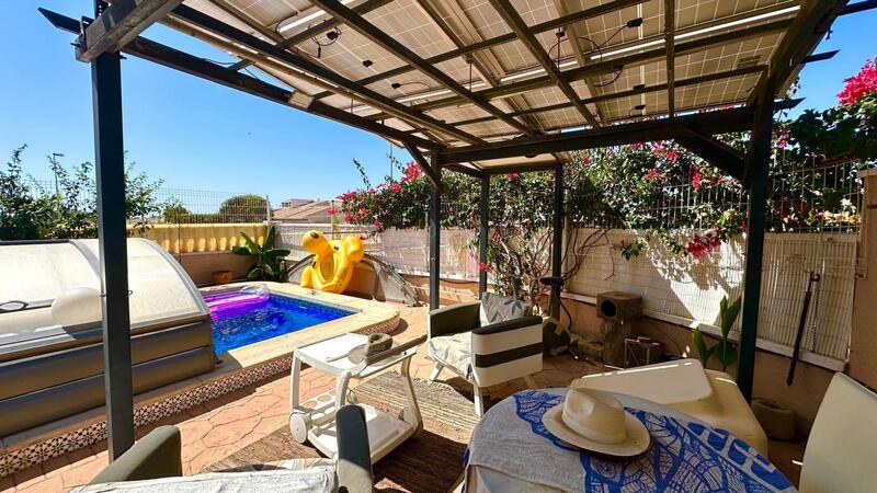 4 Cuarto Villa en venta