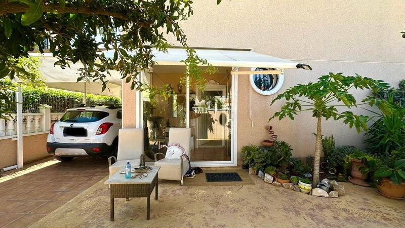 4 Cuarto Villa en venta