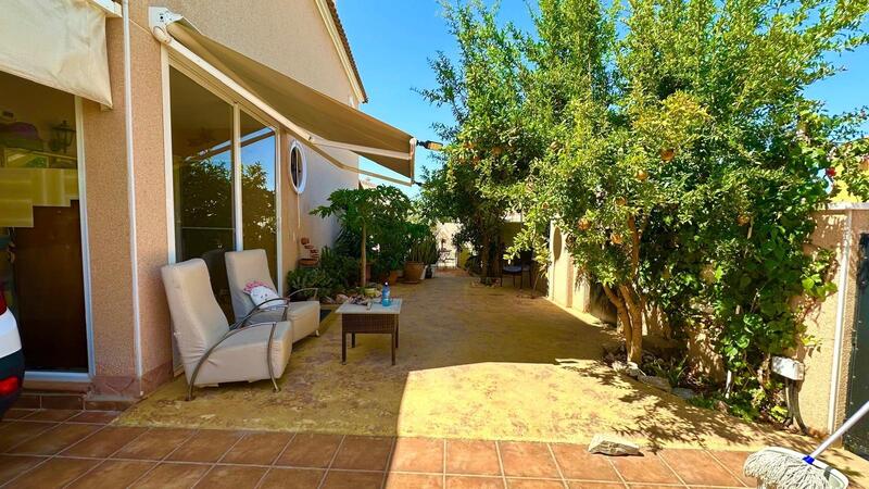 4 Cuarto Villa en venta