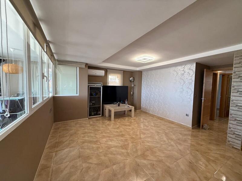 3 bedroom Apartment for sale