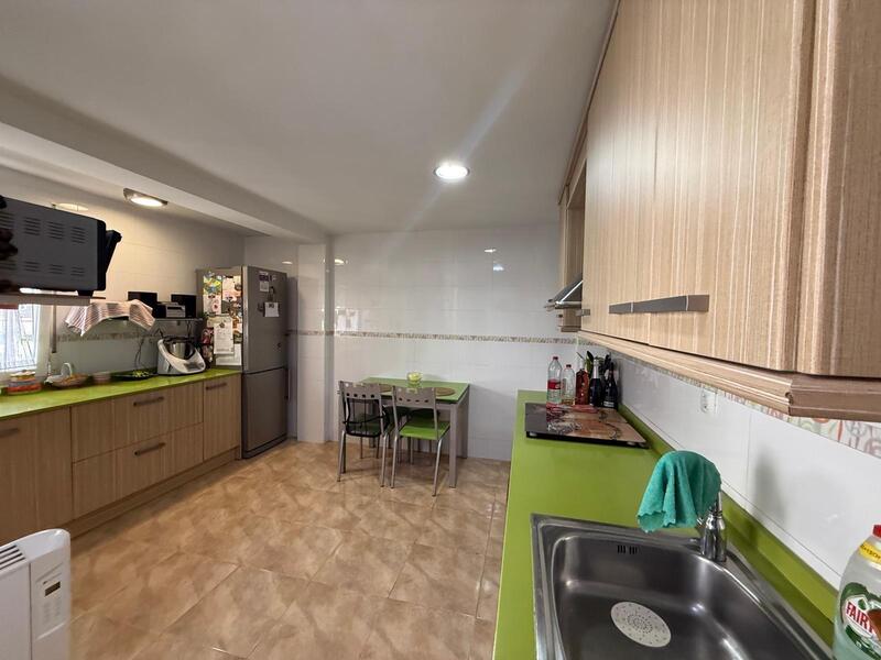 3 bedroom Apartment for sale
