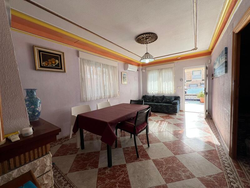 3 bedroom Townhouse for sale