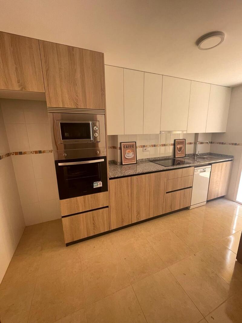 3 bedroom Townhouse for sale