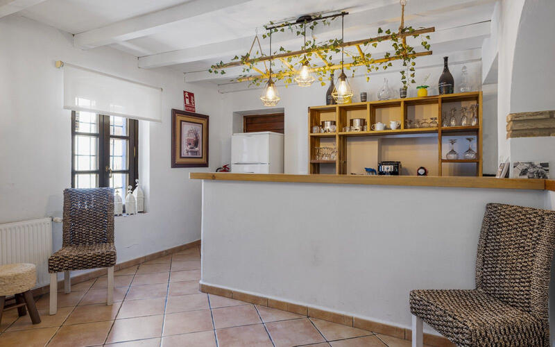 9 bedroom Villa for sale