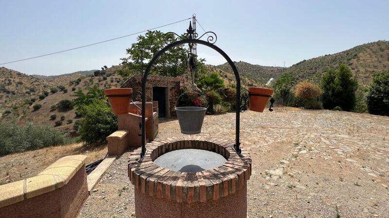 3 bedroom Country House for sale