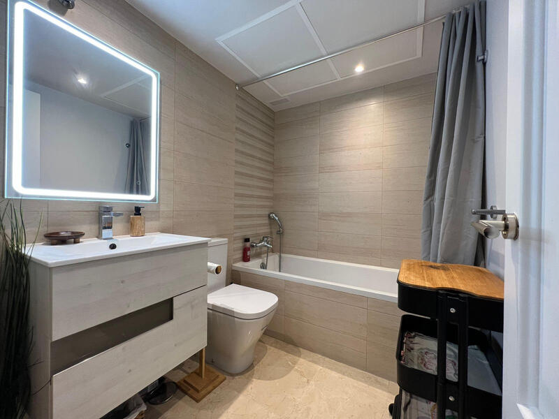 2 slaapkamer Appartement Te koop