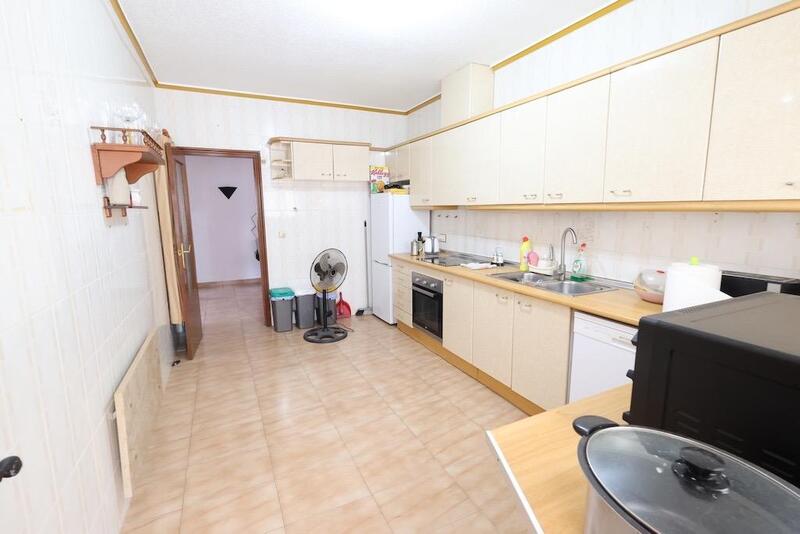 3 sovrum Villa till salu