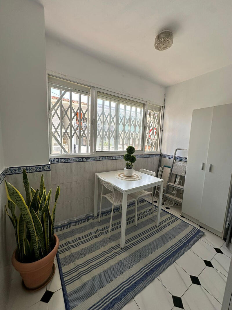 2 slaapkamer Appartement Te koop