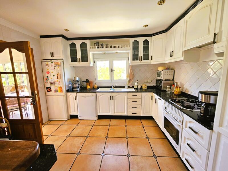 4 bedroom Villa for sale