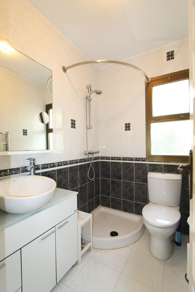 4 slaapkamer Villa Te koop