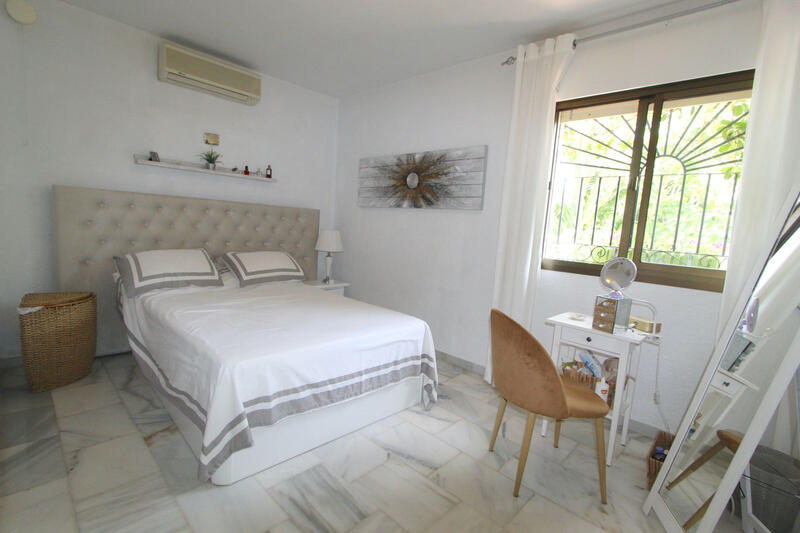 4 slaapkamer Villa Te koop