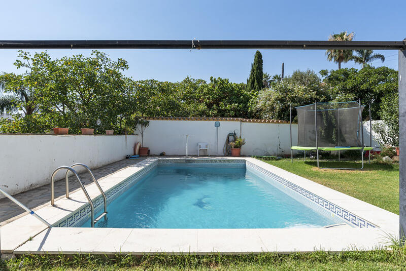 6 Schlafzimmer Villa zu verkaufen