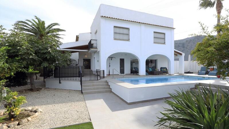 Villa à vendre dans Albir, Alicante