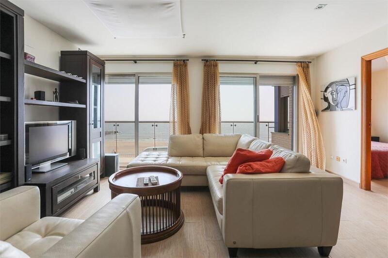 4 bedroom Apartment for sale