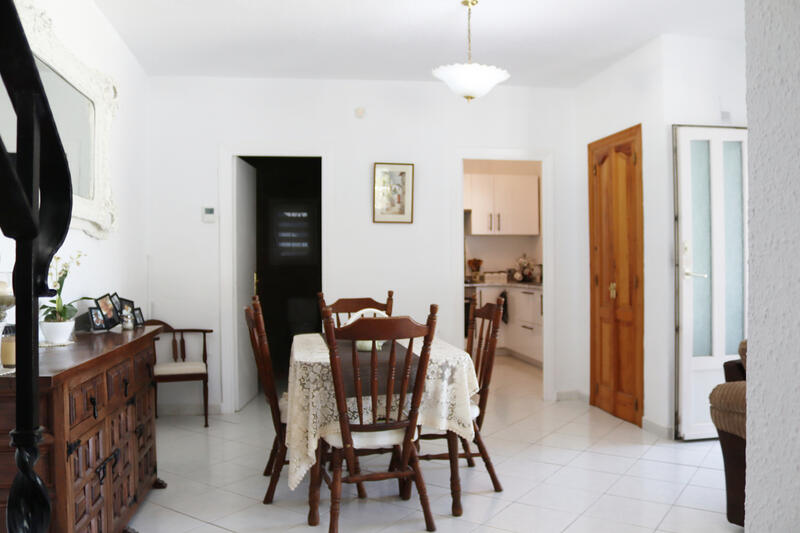 5 bedroom Villa for sale