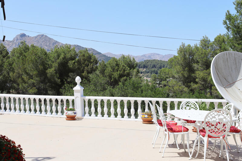 5 bedroom Villa for sale