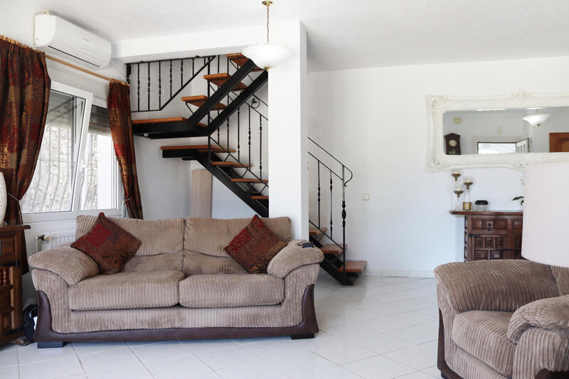 5 bedroom Villa for sale