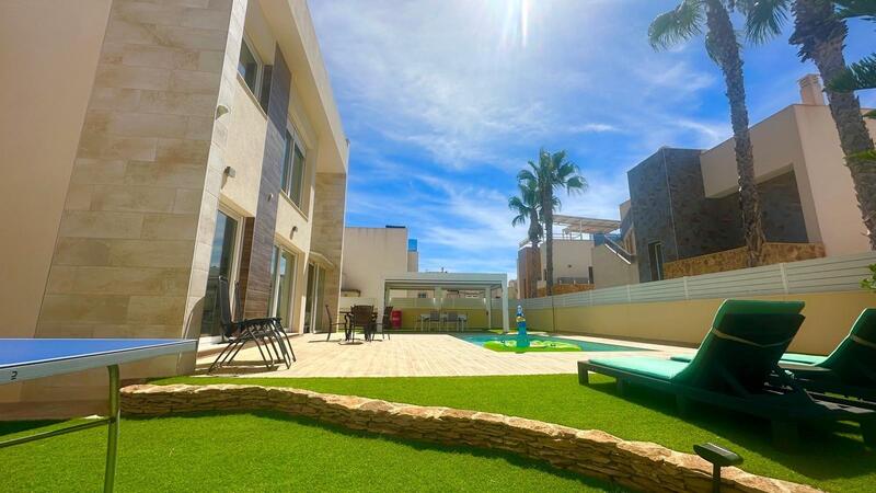 3 bedroom Villa for sale